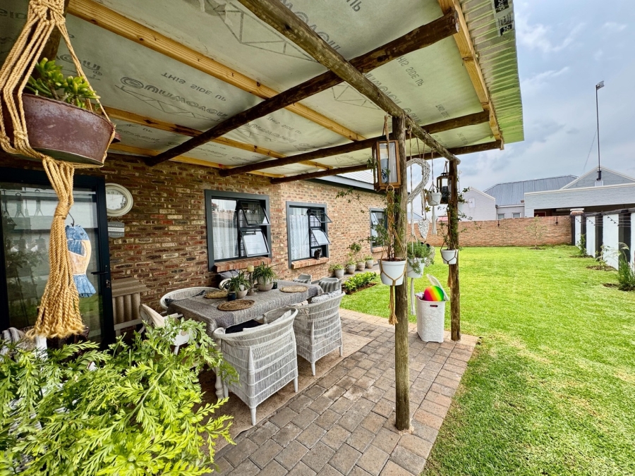 3 Bedroom Property for Sale in Waterberry Estate North West